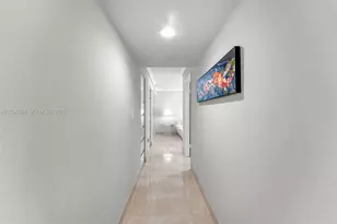 6423 Collins Ave, Miami Beach, FL 33141 - Photo 17