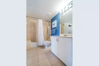 1750 N Bayshore Dr #5505, Miami, FL 33132 - Photo 19