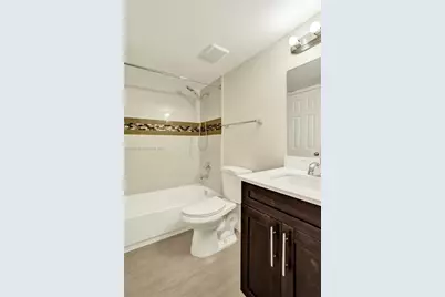 9946 Nob Hill Pl #9946, Sunrise, FL 33351 - Photo 3