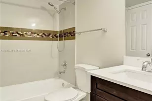9946 Nob Hill Pl, Sunrise, FL 33351 - Photo 3