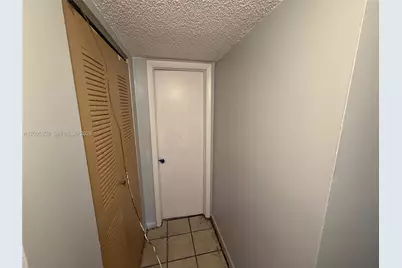 3710 NW 21st St #109, Lauderdale Lakes, FL 33311 - Photo 9