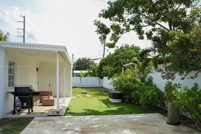 11720 NW 5th Ave, Miami, FL 33168 - Photo 19