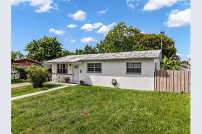 19710 SW 114th Pl, Miami, FL 33157 - Photo 1