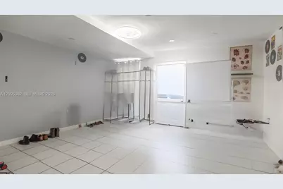 19710 SW 114th Pl, Miami, FL 33157 - Photo 9