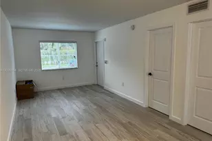 2650 SE 12th Pl, Homestead, FL 33035 - Photo 5