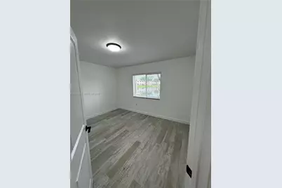 2650 SE 12th Pl #105, Homestead, FL 33035 - Photo 9