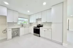 8820 SW 85th St, Miami, FL 33173 - Photo 7