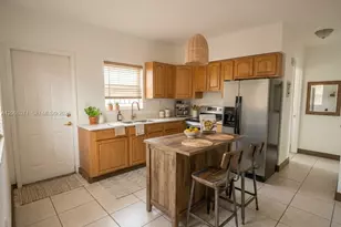 1995 NE 167th St, North Miami Beach, FL 33162 - Photo 1