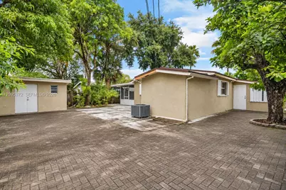 7580 Ramona St, Miramar, FL 33023 - Photo 5