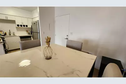 7441 Wayne Ave #8Q, Miami Beach, FL 33141 - Photo 5