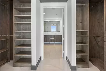 488 NE 18th St #4900, Miami, FL 33132 - Photo 17