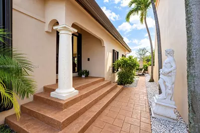 718 Deer Creek Via Verona, Deerfield Beach, FL 33442 - Photo 3