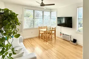 900 Jefferson Ave, Miami Beach, FL 33139 - Photo 1