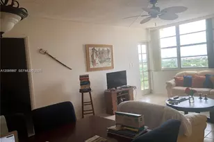 1351 NE Miami Gardens Dr, Miami, FL 33179 - Photo 5