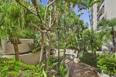 520 Brickell Key Dr #A1015, Miami, FL 33131 - Photo 33
