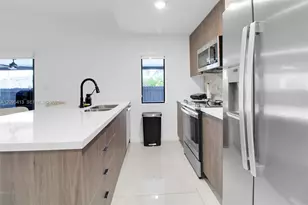320 NW 13th Ct, Florida City, FL 33034 - Photo 17