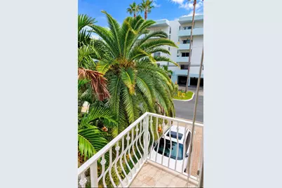 3870 NE 168th St #2, North Miami Beach, FL 33160 - Photo 29