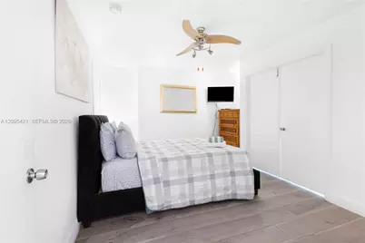 5445 Collins Ave #BAY12, Miami Beach, FL 33140 - Photo 19
