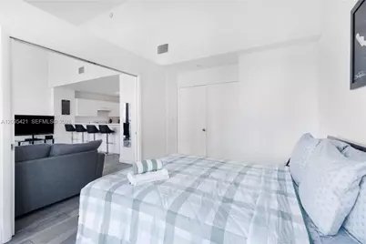 5445 Collins Ave #BAY12, Miami Beach, FL 33140 - Photo 17