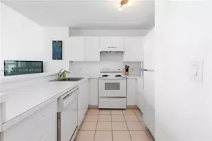 5445 Collins Ave, Miami Beach, FL 33140 - Photo 3