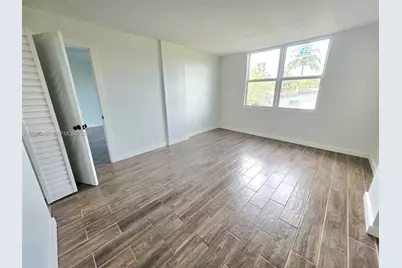 108 Royal Park Dr #2H, Oakland Park, FL 33309 - Photo 29