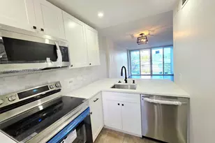 108 Royal Pk Dr, Oakland Park, FL 33309 - Photo 1