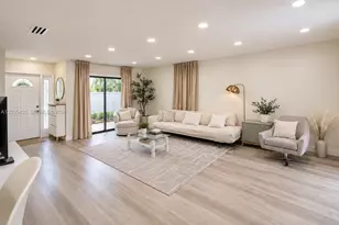 3860 SW 107th Ave, Miami, FL 33165 - Photo 9