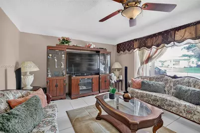 8508 Long Acre Dr, Miramar, FL 33025 - Photo 9