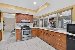 8508 Long Acre Dr, Miramar, FL 33025 - Photo 29