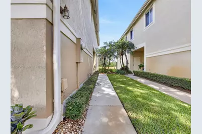 2475 W Cordoba Bnd, Weston, FL 33327 - Photo 61