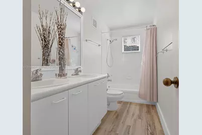 2475 W Cordoba Bnd, Weston, FL 33327 - Photo 41