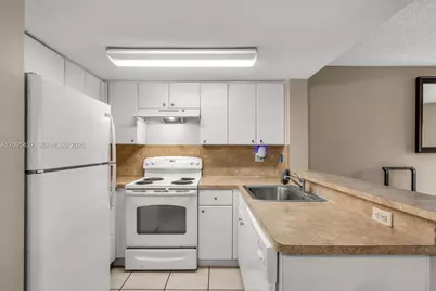 8630 NW 5th Ter #16-202, Miami, FL 33126 - Photo 9