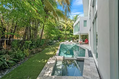480 Ocean Blvd, Golden Beach, FL 33160 - Photo 19