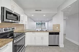 1522 Whitehall Dr, Davie, FL 33324 - Photo 9