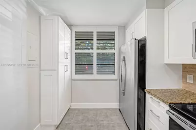 1522 Whitehall Dr #106, Davie, FL 33324 - Photo 7