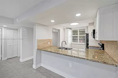 1522 Whitehall Dr #106, Davie, FL 33324 - Photo 11