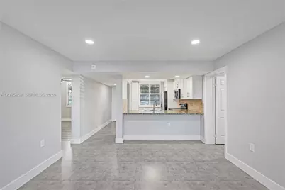 1522 Whitehall Dr #106, Davie, FL 33324 - Photo 15