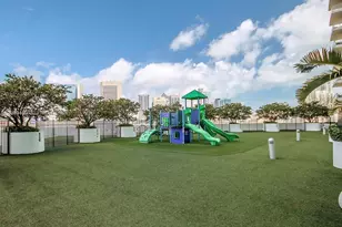90 SW 3rd St, Miami, FL 33130 - Photo 41