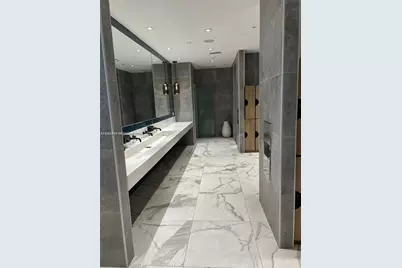 90 SW 3rd St #3510, Miami, FL 33130 - Photo 31