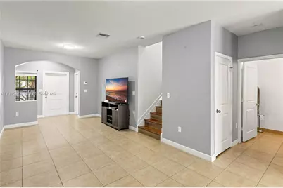 348 NE 194th Ter #348, Miami, FL 33179 - Photo 37