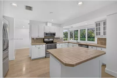 8400 SW 178th St, Palmetto Bay, FL 33157 - Photo 17
