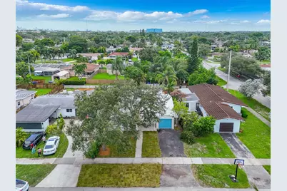 3920 Hayes St, Hollywood, FL 33021 - Photo 29