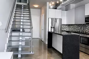 690 SW 1st Ct, Miami, FL 33130 - Photo 5