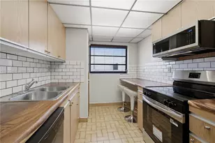 8255 Abbott Ave, Miami Beach, FL 33141 - Photo 9