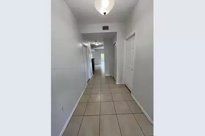1675 SE 9th Ter, Homestead, FL 33034 - Photo 13