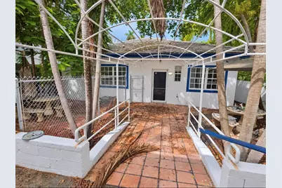 1753 Michigan Ave, Miami Beach, FL 33139 - Photo 3