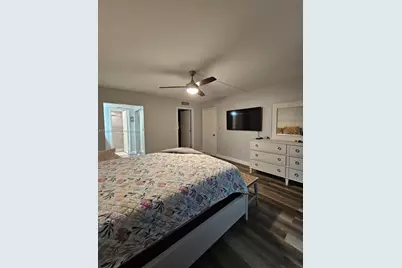 1000 Colony Point Cir #522, Pembroke Pines, FL 33026 - Photo 13
