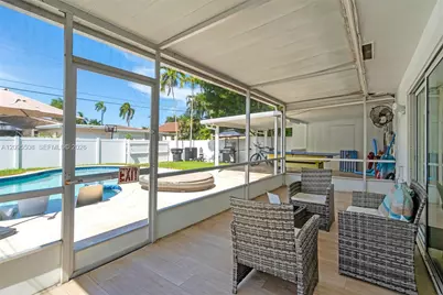 821 Harrison St, Hollywood, FL 33019 - Photo 33
