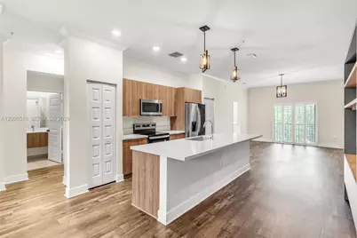 7815 NW 104th Ave #21, Doral, FL 33178 - Photo 3