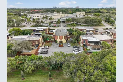 3516 Gardens East Dr #A, Palm Beach Gardens, FL 33410 - Photo 9